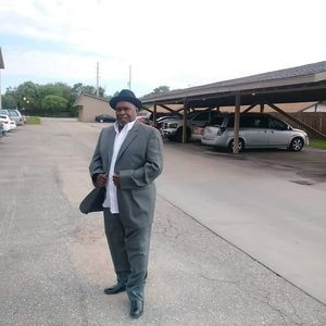 Meet your Posher, Herman